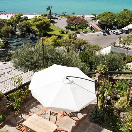 Bed & Breakfast Casa Antonio Barano dʼIschia